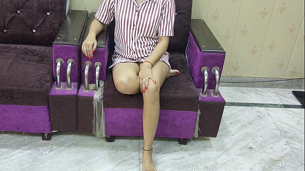 Stepbrother seduced his stepsister for fucking her whole night