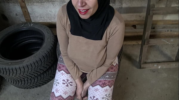 Horny arab milf has risky sex with her stepson in the basement