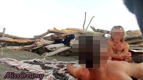 Public flashing in nude beach sucking and Cumshot of Big Cock in Front of Everyone – MissCreamy