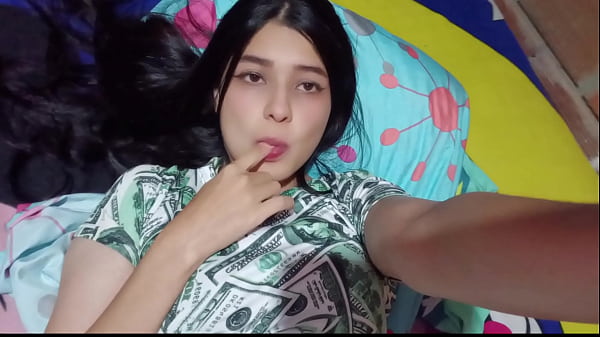 Ligar con la mejor amiga lleva al sexo ( CASERO REAL)